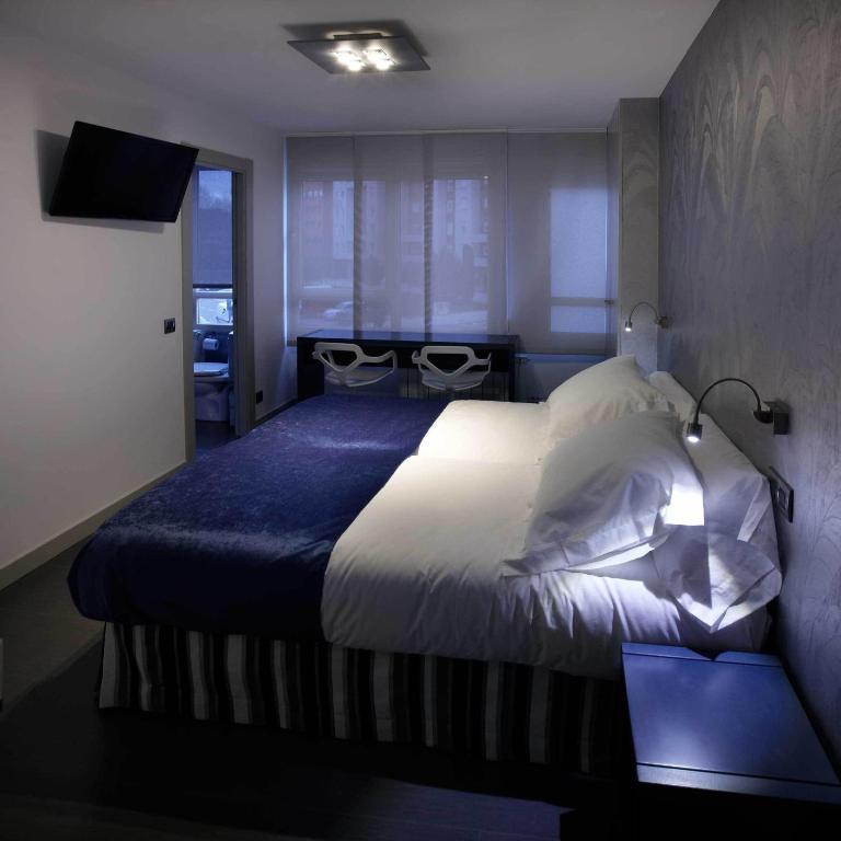 Hostal Averroes Burgos Room photo